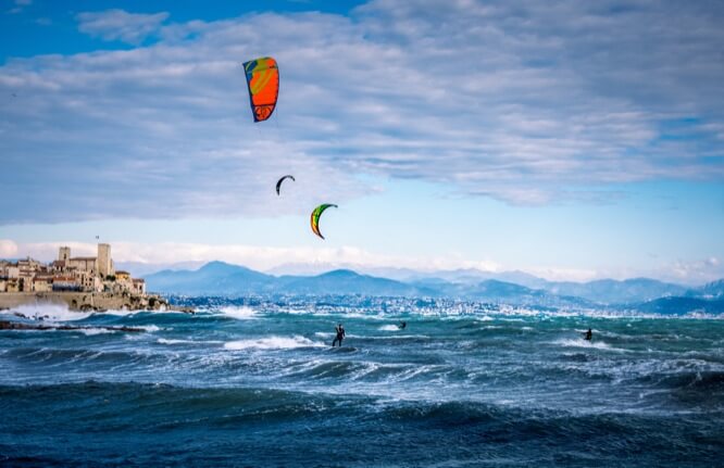 Kitesurfing in Antibes French Riviera