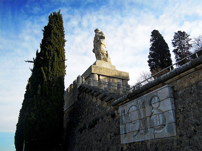 Statue du Poilu Antibes French Riviera