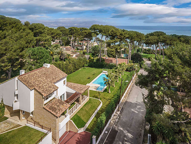 Villa au Cap d'Antibes French Riviera