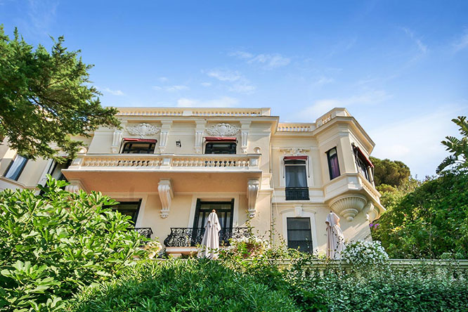 French Riviera Architecture