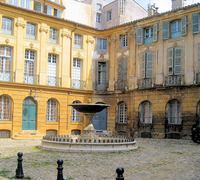 Place d'Albertas Aix-en-Provence