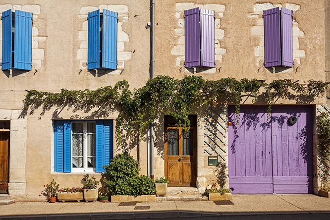 Facade of a traditional building in Provence