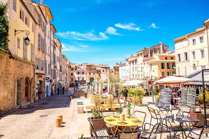 Cardeurs square Aix-en-Provence