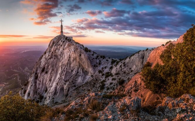 Croix de Provence Sainte Victoire