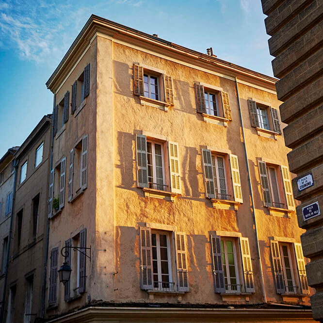 Architecture details in Aix-en-Provence