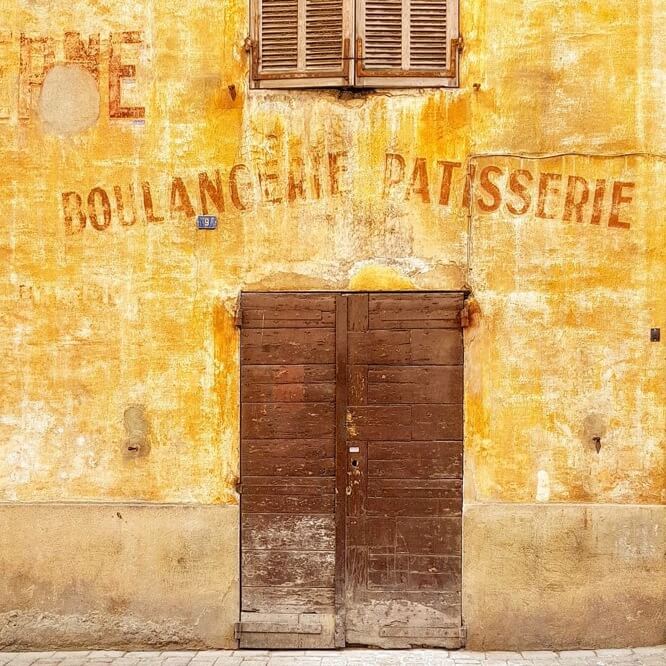 Facade in Cassis