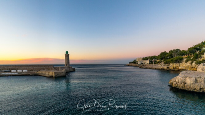 Entrance of the port of Cassis