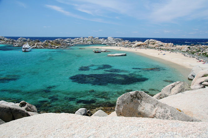 Plage des Lavezzi