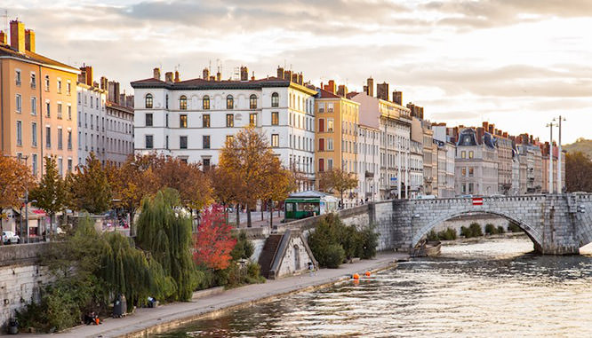 River and bridge in a city in Lyon