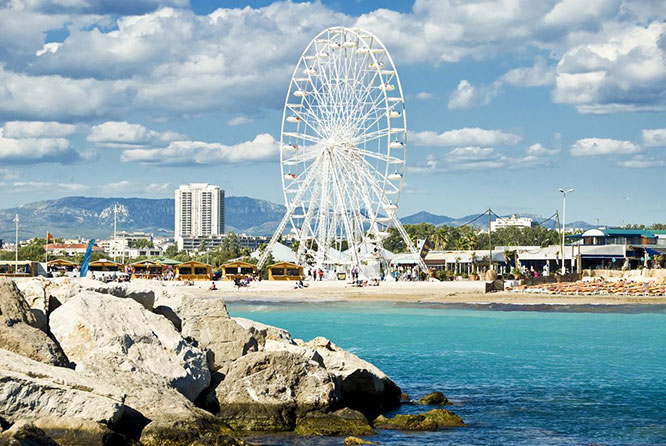 Ferris Wheel on the beach