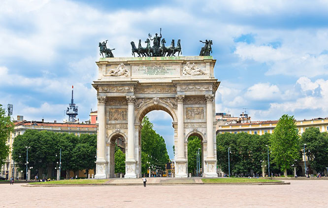 Arch of Peace (Arco della Pace)