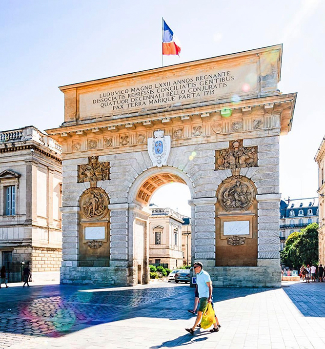 Porte du Peyrou