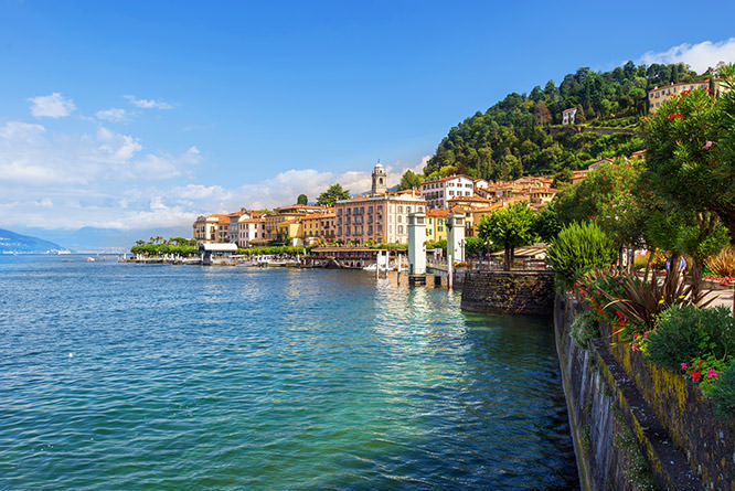 Romantic Bellagio with it's Boulevard and Hotels