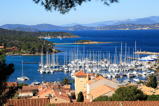 Port in Porquerolles