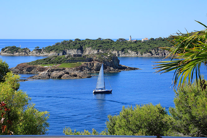 Giens Peninsula