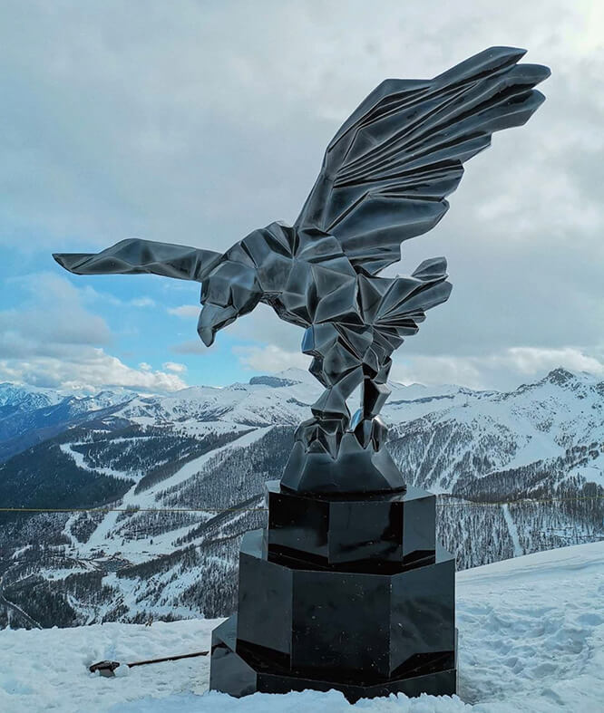 Eagle artwork in Auron
