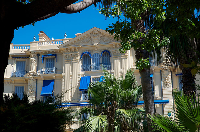 Villa Kérylos and beach in Beaulieu French Riviera