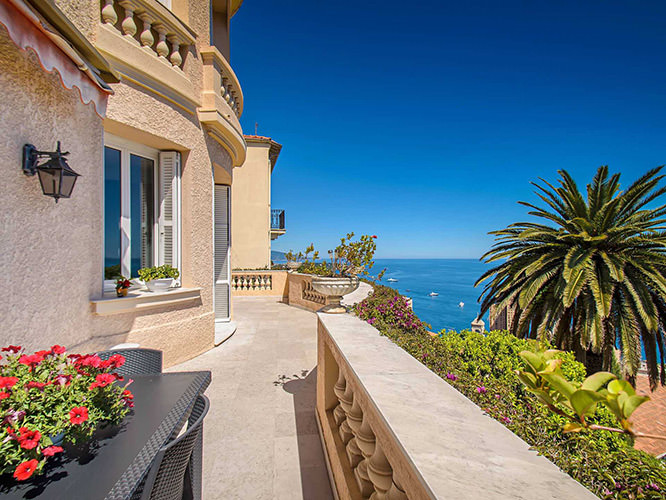 Terrasse in Beausoleil French Riviera