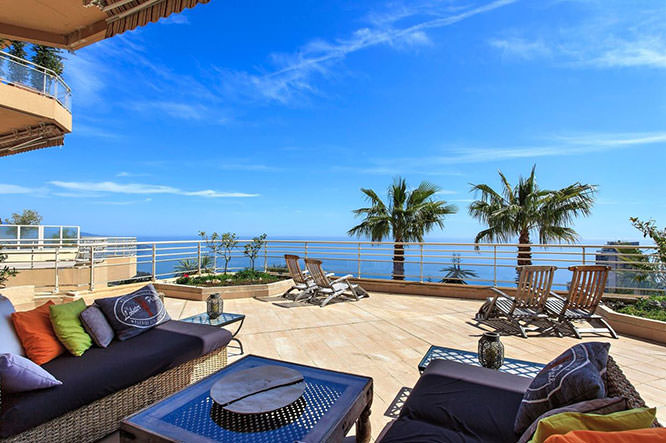 Terrasse in Beausoleil French Riviera
