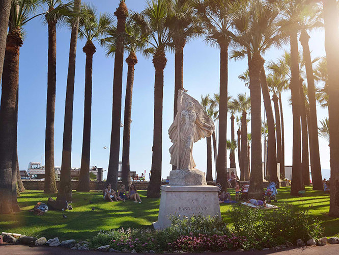 Jeanne d'Arc's sculpture in Cannes French Riviera