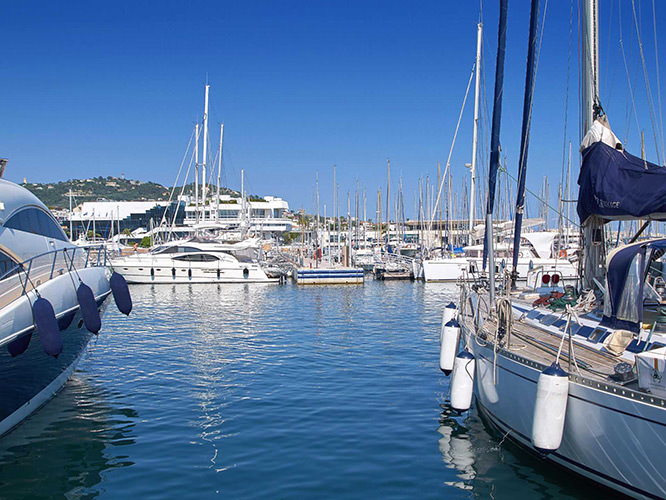 Le Vieux Port de Cannes French Riviera