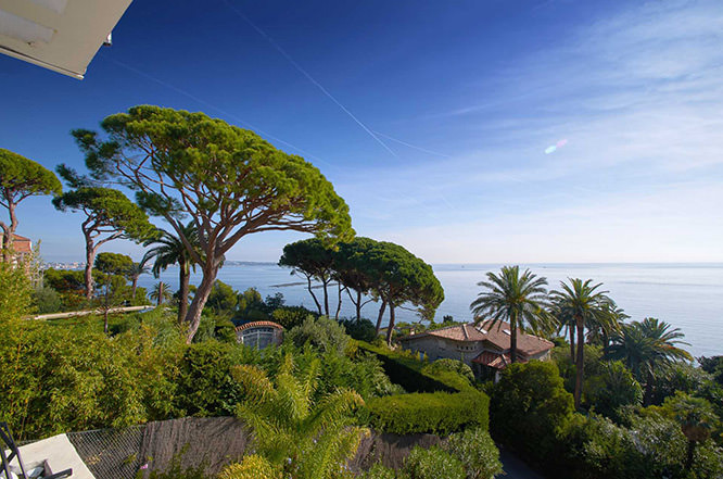 Basse Californie area French Riviera
