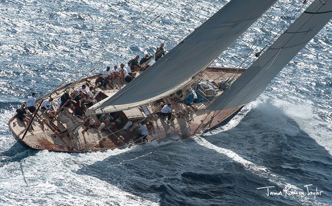 Dragon, Classic Yachts - Régates Royales Cannes French Riviera