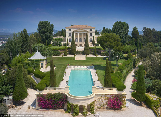 Castle of la Croix des Gardes French Riviera