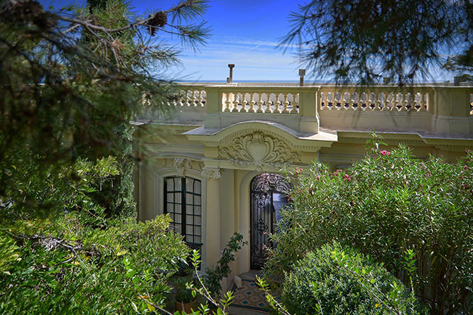Luxurious property in Cap d'Ail