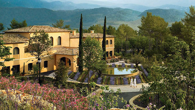 Luxurious property in Tanneron French Riviera