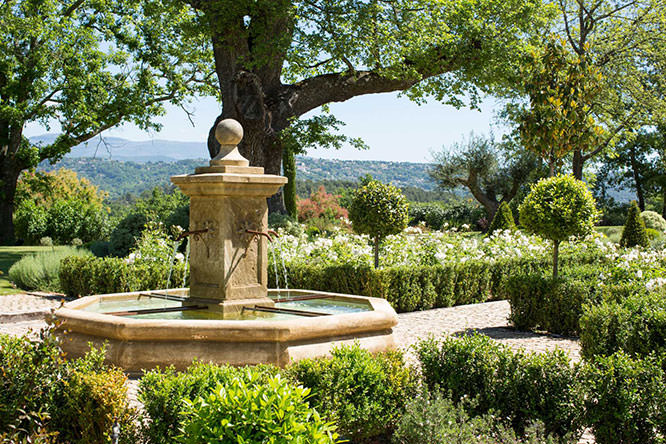 Fountain in Terre Blanche, French Riviera
