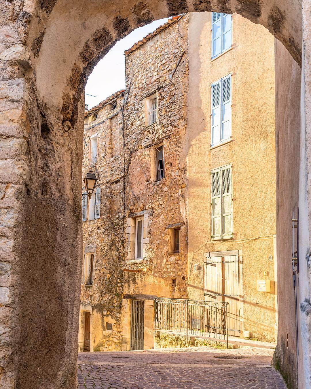 Place du Thouron Seillans