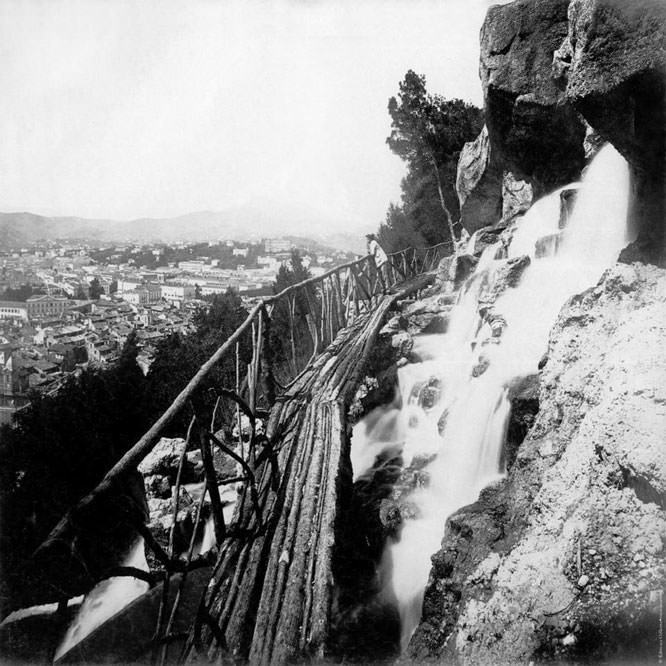 Cascade du Château in 1885