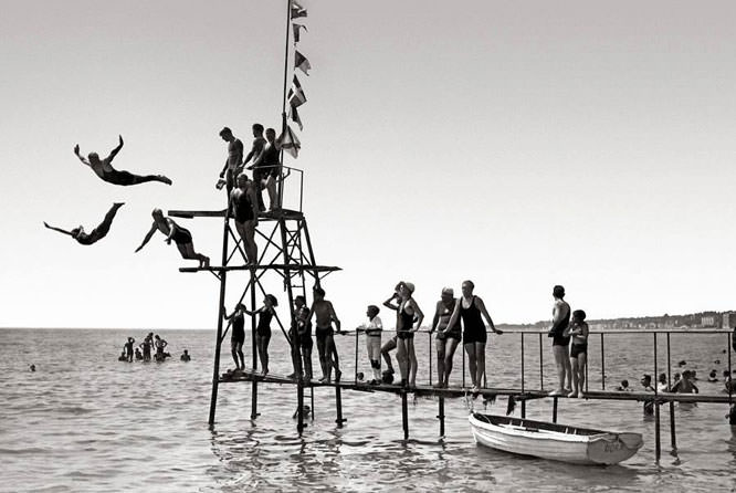 Nice diving platform around 1920