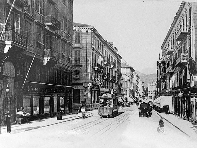 Nice, rue Gioffredo around 1900