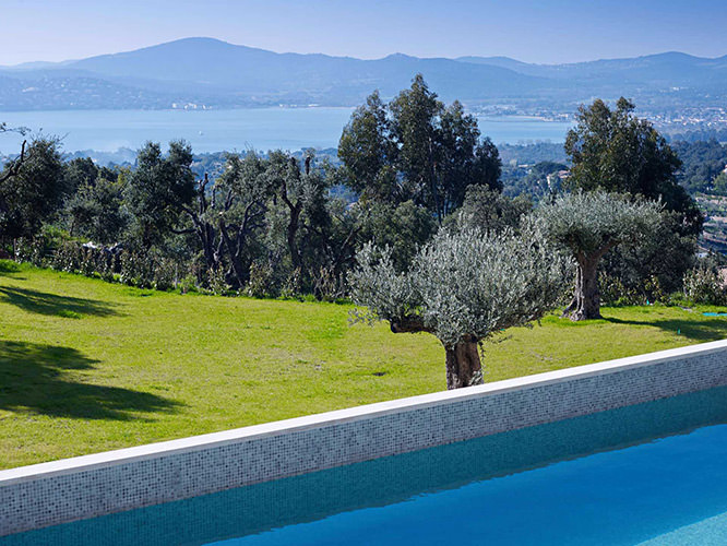 Pool in Grimaud French Riviera