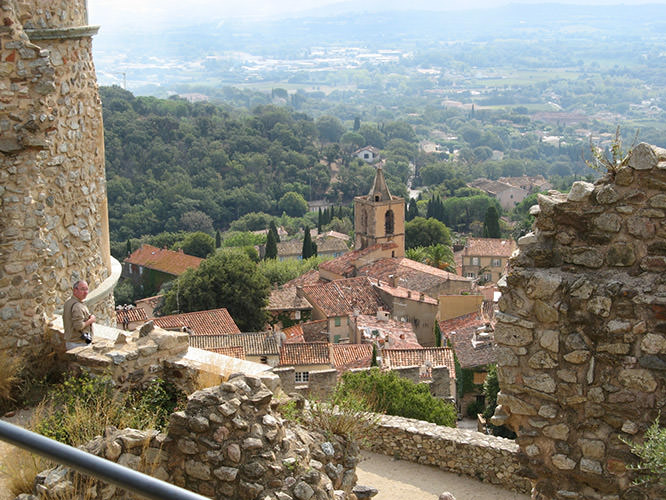Le village de Grimaud French Riviera