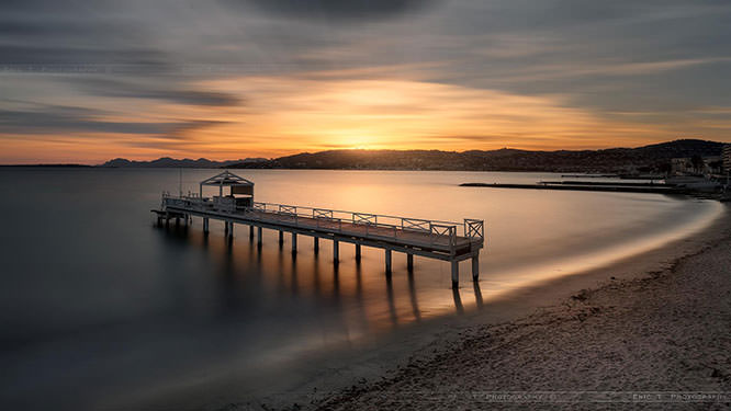 Sunset Ponton du Garden Beach
