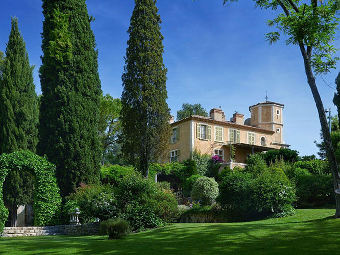 Beautiful property in La Colle sur Loup French Riviera