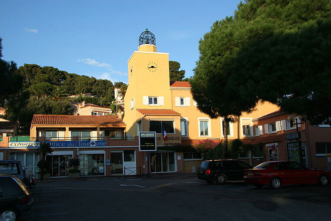 La Mairie des Issambres