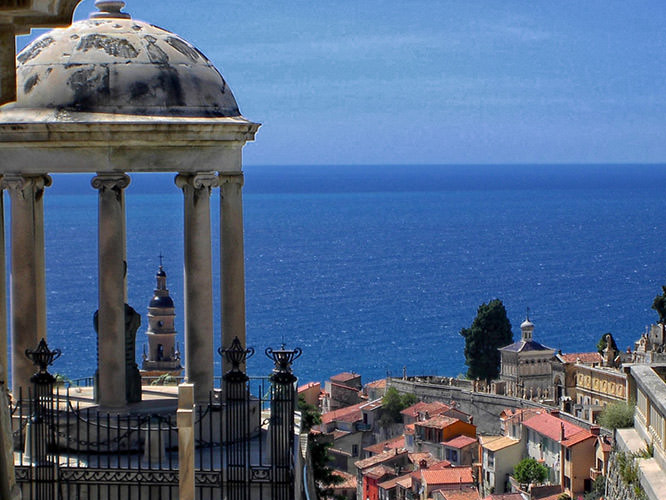 Cimetière du vieux Chateau Menton French Riviera