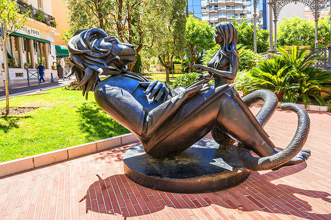 Monaco statue