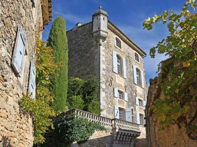 Ménerbes