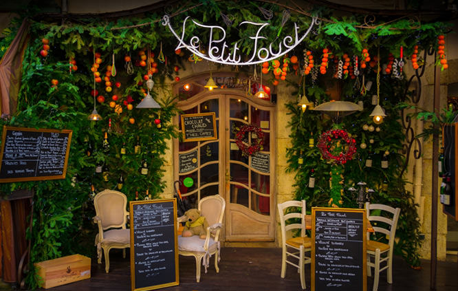 Le petit fouet Mougins, French Riviera