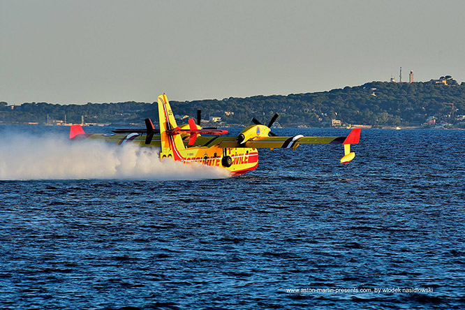 Canadair CL415