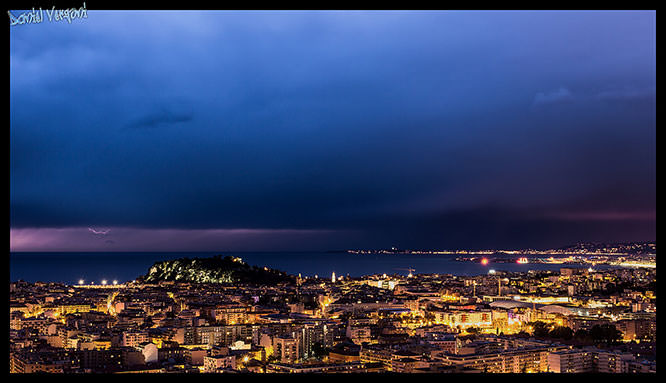 Nice by night
