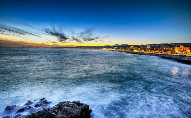 Blue hour in Nice