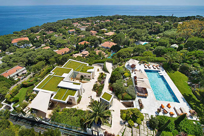 Aerial view on a property in St-Jean-Cap-Ferrat