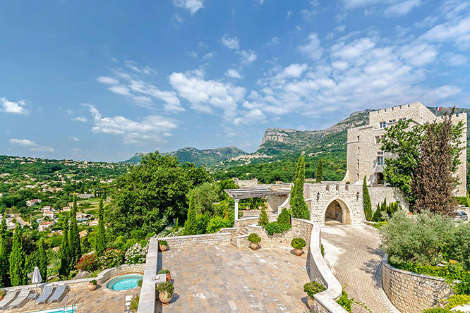 Property in Saint-Paul-de-Vence