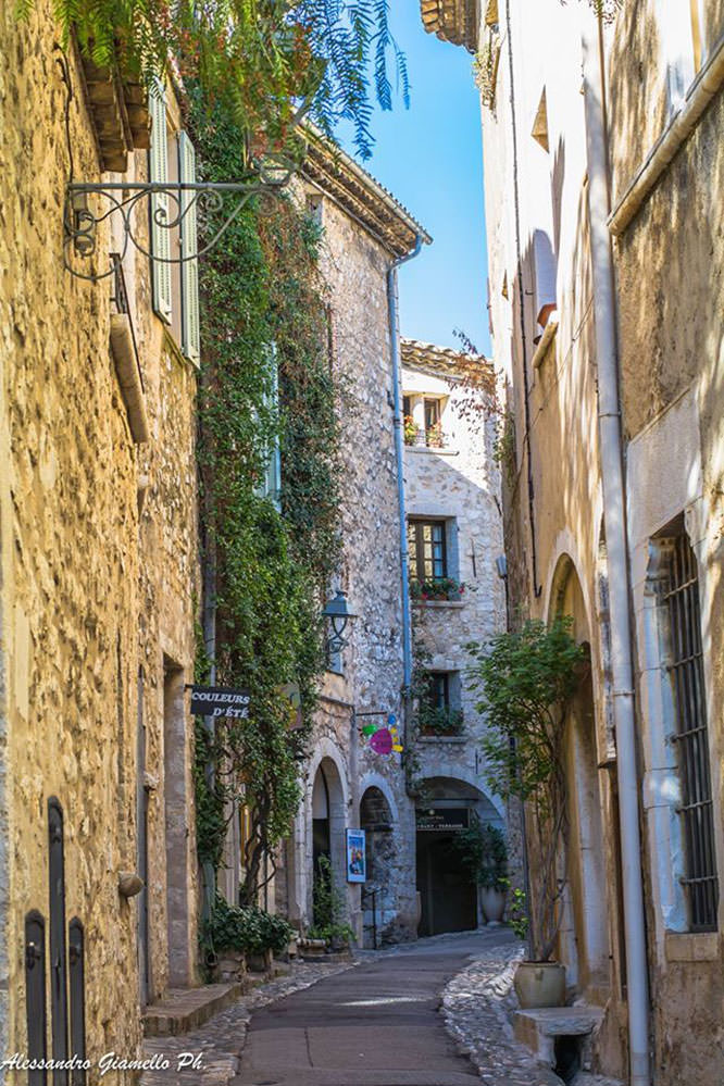 Pedestrian street in Saint-Paul-de-Vence